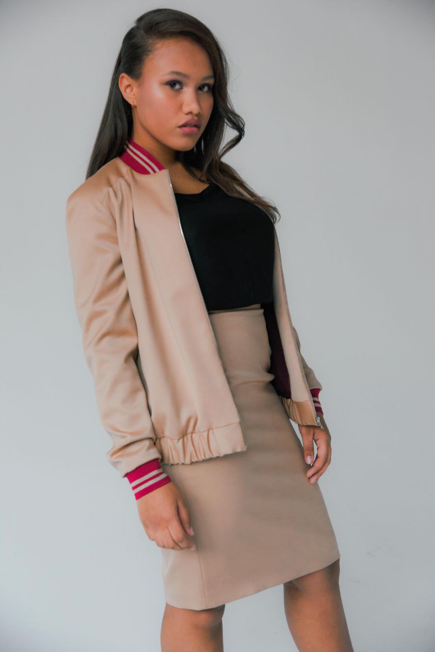 Anna Sapon Collection